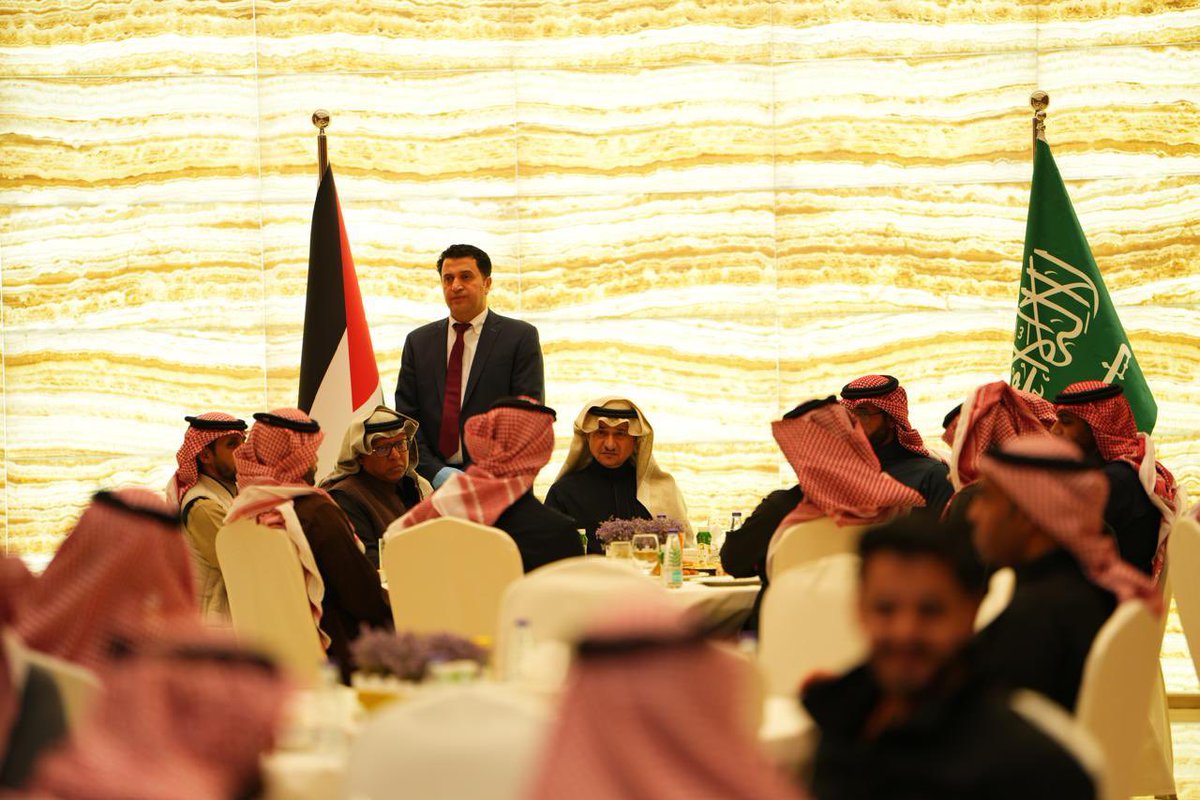 KSAembassyJO's tweet photo. سمو السفير  منصور بن خالد بن فرحان آل سعود يقيم مأدبة إفطار لموظفي السفارة وأعضاء المكاتب الفنية والملحقيات التابعة للسفارة . https://t.co/qMWAMZi8Ic