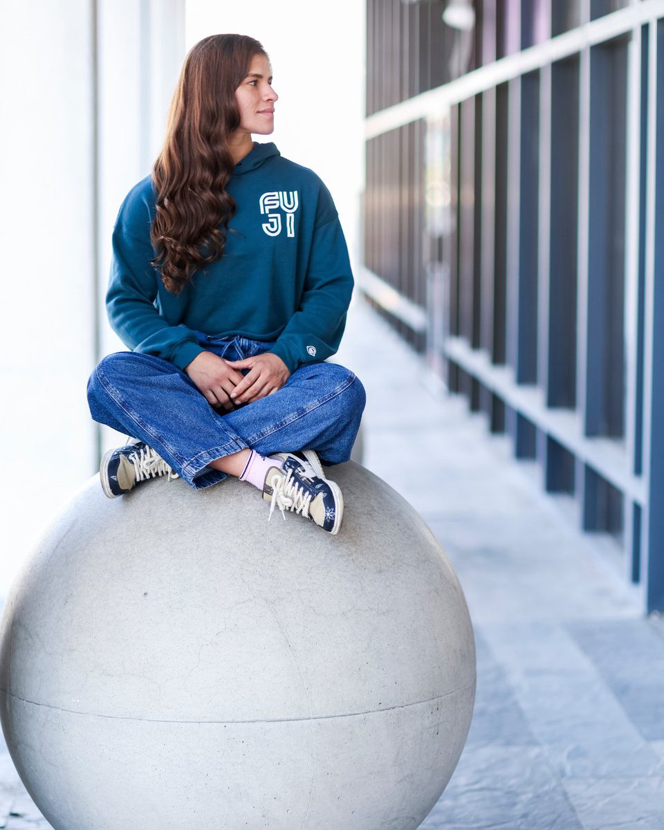 Rally Crop Hoodie season! ( because strength looks good in soft layers.)  ☁️💪 

#FUJISports #JiuJitsuLifestyle