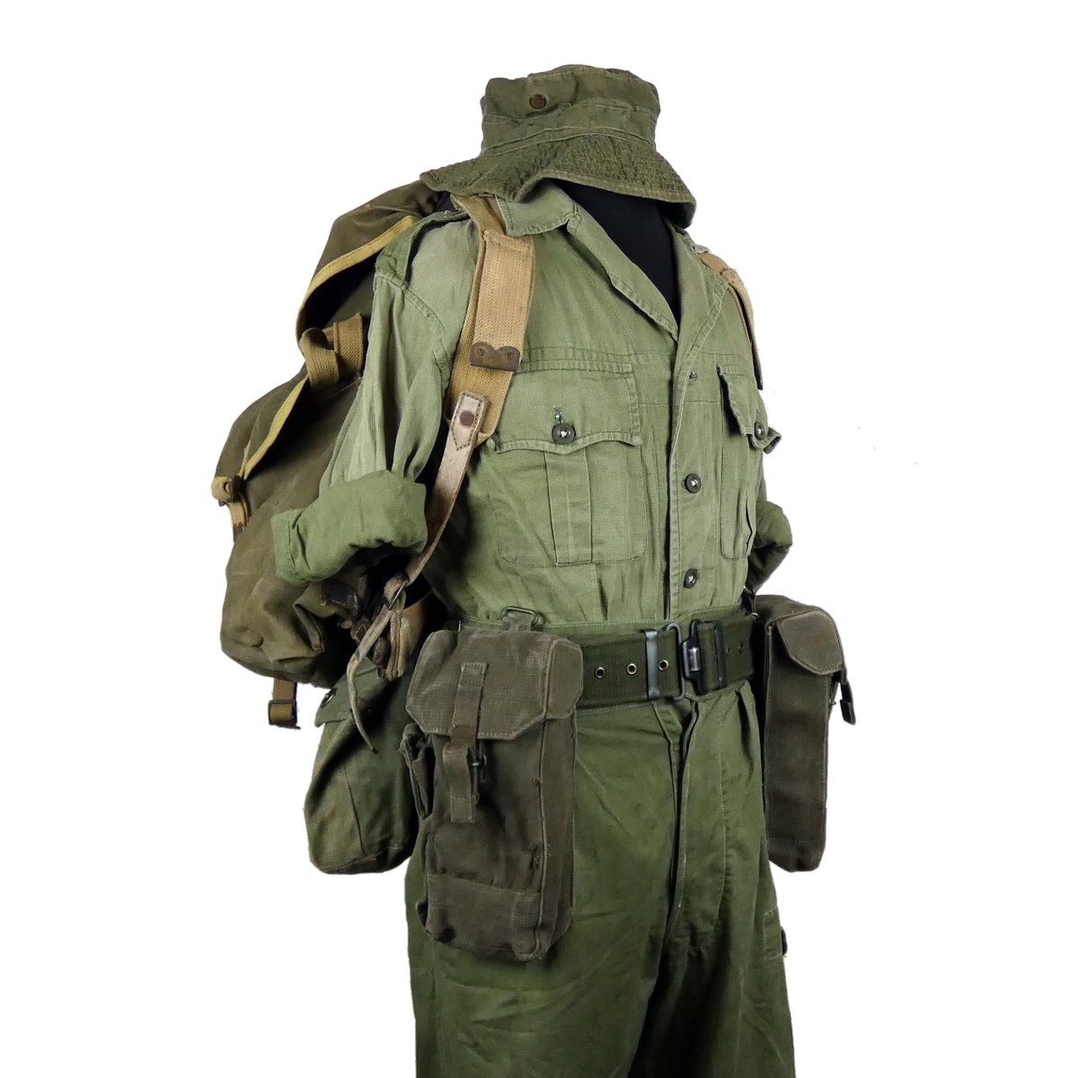 rifleman_moore's tweet photo. Mannequin of the Month - Marine, 40 Commando, Sabah, Northern Borneo, 1964 https://t.co/NDK8tBf6Py #RoyalMarines #40Commando #MarineCommando #1960s #Borneo #IndonesiaConfrontation #Konfrontasi #ColdWar #EndofEmpire #British https://t.co/cxX9ijePMQ