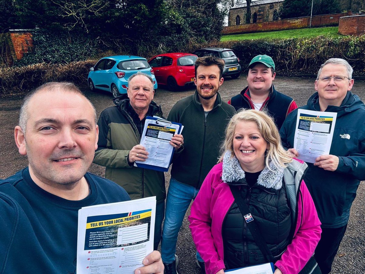 James_Tory_'s tweet image. A very productive morning out and about in #Narborough and #Whetstone talking to residents, with the Great #Conservative Community Champion Les Phillimore. 

A positive response to our Surveys. It’s clear residents want a strong Community Voice, who also Listens.
#ToryCanvas