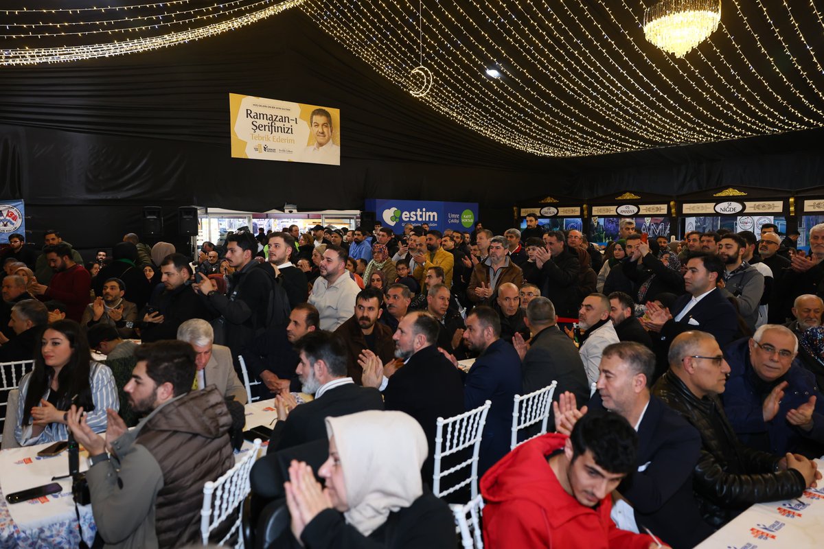 tevfikgoksu's tweet photo. Anadolu Sokağımız; birliğimizin, kardeşliğimizin, muhabbetimizin yürekten hissedildiği nadide bir mekan.

Bu akşam, Milli Eğitim Bakanımız @Yusuf__Tekin, Milletvekillerimiz @cuneytyuksel_, @deryaayaydin34 ve @y_konal ile birlikte Mardinli kardeşlerimizin misafiri olduk, Ramazan’ın birleştirici ruhunu beraber yaşadık.