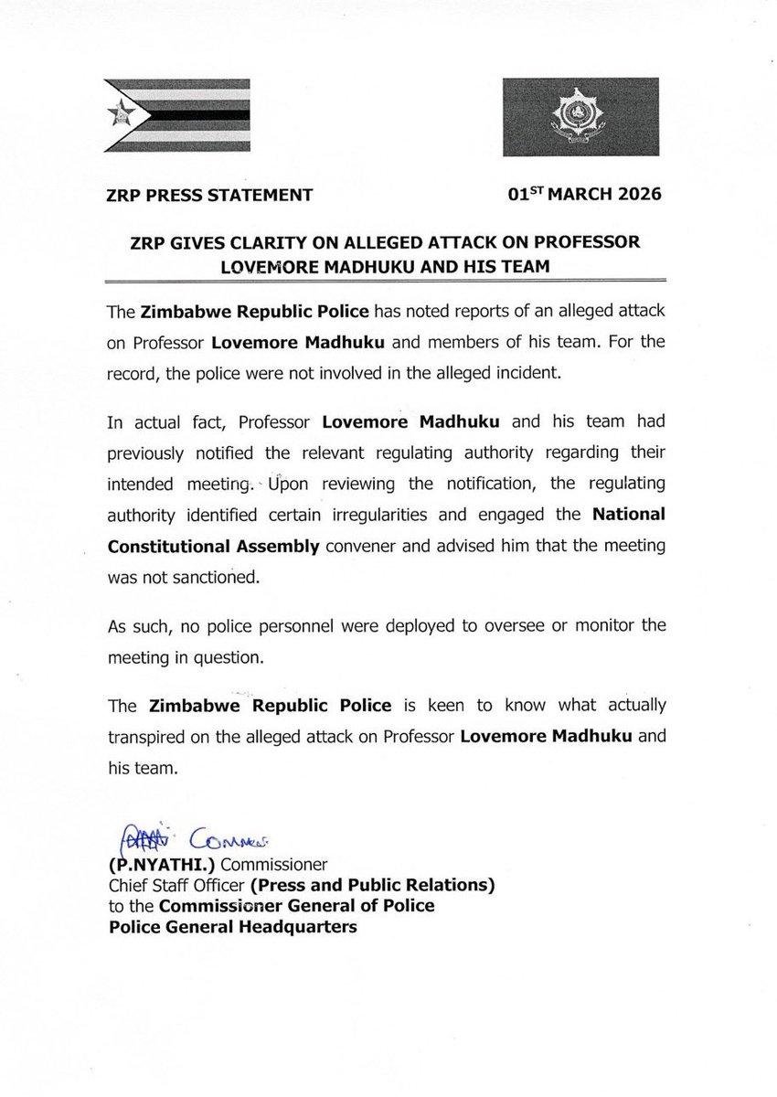 HStvNews's tweet photo. #JustIn @PoliceZimbabwe denies assaulting @ProfMadhuku says never went to party HQ, it will be the first time ever Police have failed to attend a meeting they have banned. https://t.co/kXyrHh50Zd