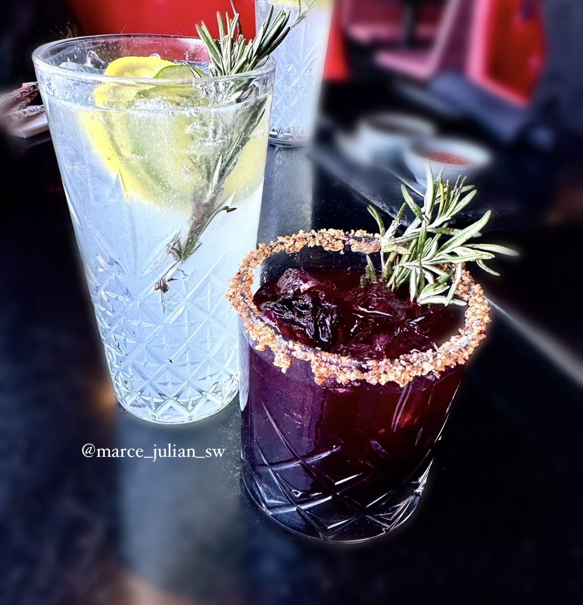 Marcela y Julián tweet media