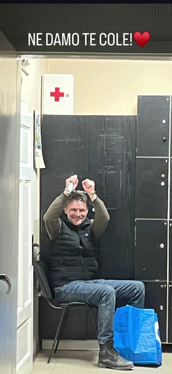 Фотографија из ПС у Богатићу вечерас 
Осмех наде и пркоса је и даље ту