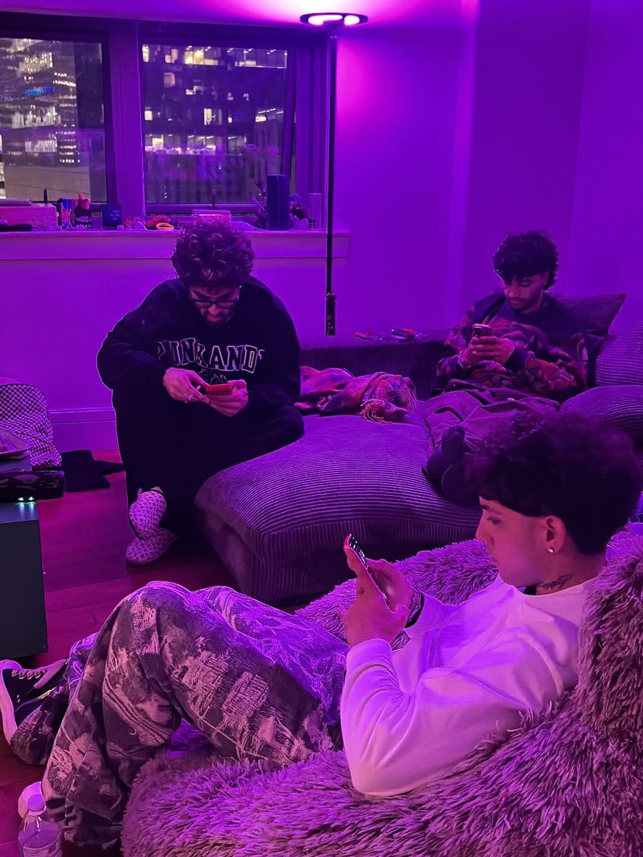 Zell Updates tweet media