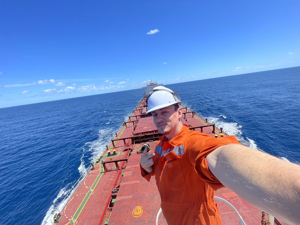 : Angry duck 🇺🇸 tweet media