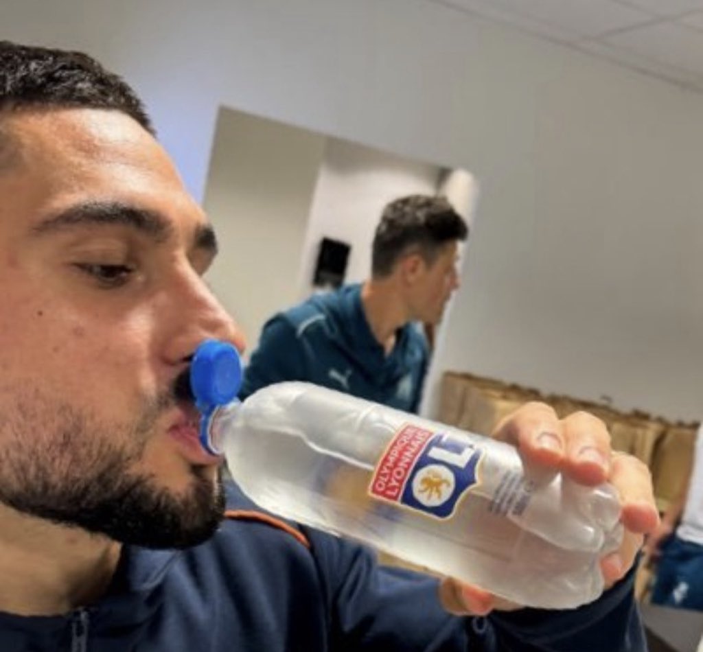 𝓝 🇫🇮 morte à cause de l’om tweet media