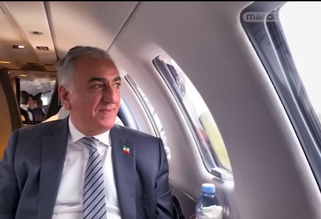 دوستان مرامی معرفتی تا میتونید هشتگ بزنید ریت کنید از ترند افتادیم تایم لاین دست این حروم زاده هاست
#KingRezaPahlavi‌ 
#IranMassacre 
#IranRevoIution2026