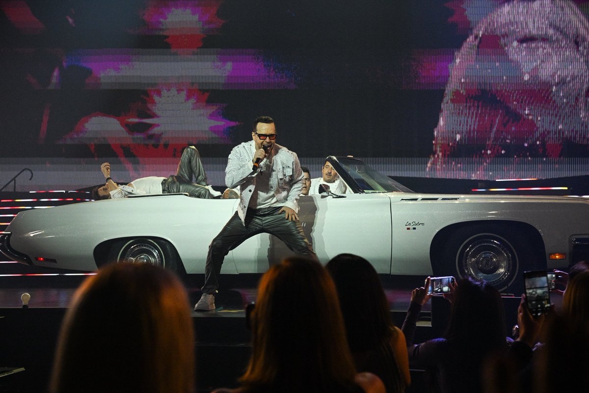 New Kids on the Block tweet media