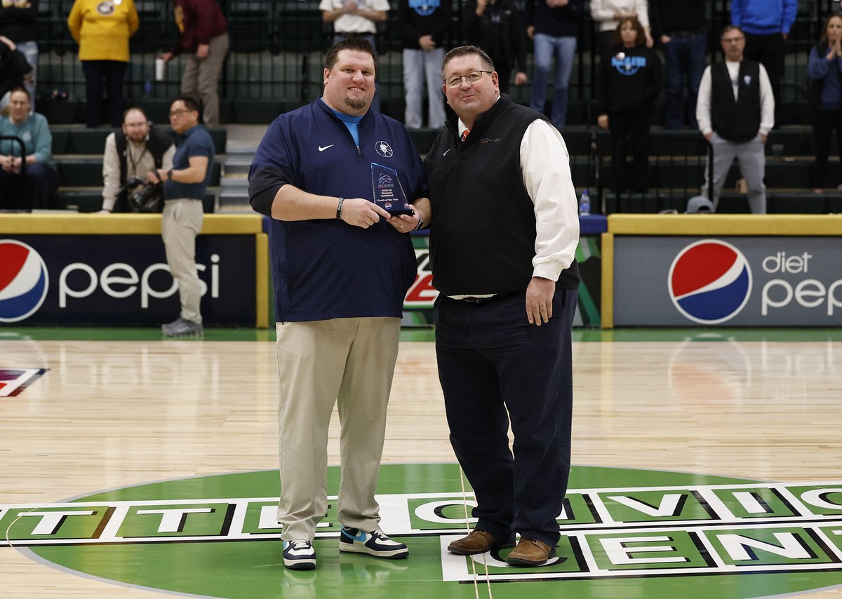 Dakota State University Athletics tweet media