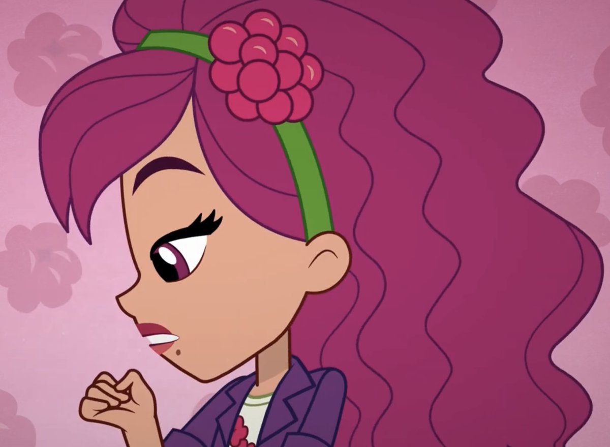 Day 183: “The thing about a friend as dramatic as Strawberry is you can always tell when Strawberry is avoiding something.” Have a nice day everyone. 
#DailyRaspberryTart2 
#DailyRaspberryTart