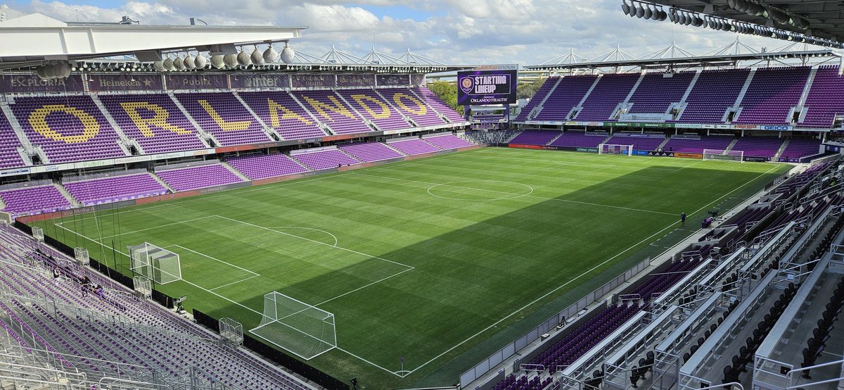 ERIKCBUISINE tweet media