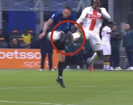 Ma tutti i RATTONI che reclamano oggi della simulazione di Sale inesistente cosa dicono del mancato rosso del Kebbabbaro di Instambul.