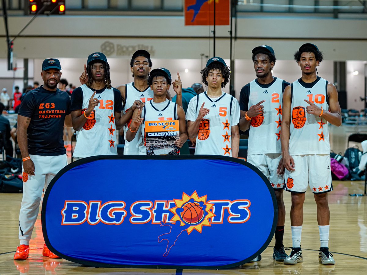 BIG SH🏀TS tweet media