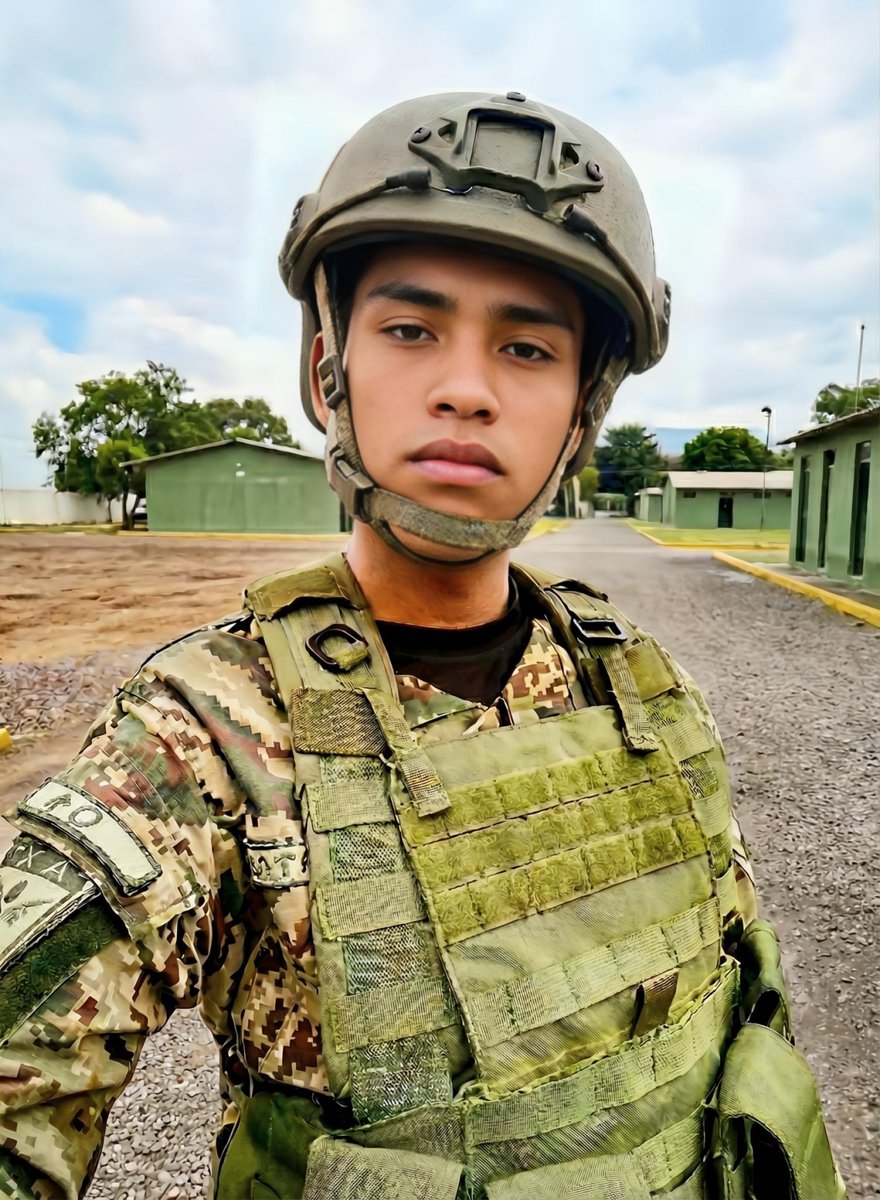 Soldado Machu tweet media