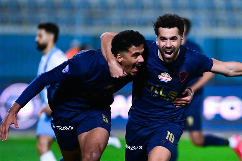 AO_Sports's tweet image. #Zamalek edge #PyramidsFC to go three points clear english.ahram.org.eg/News/563232.as…