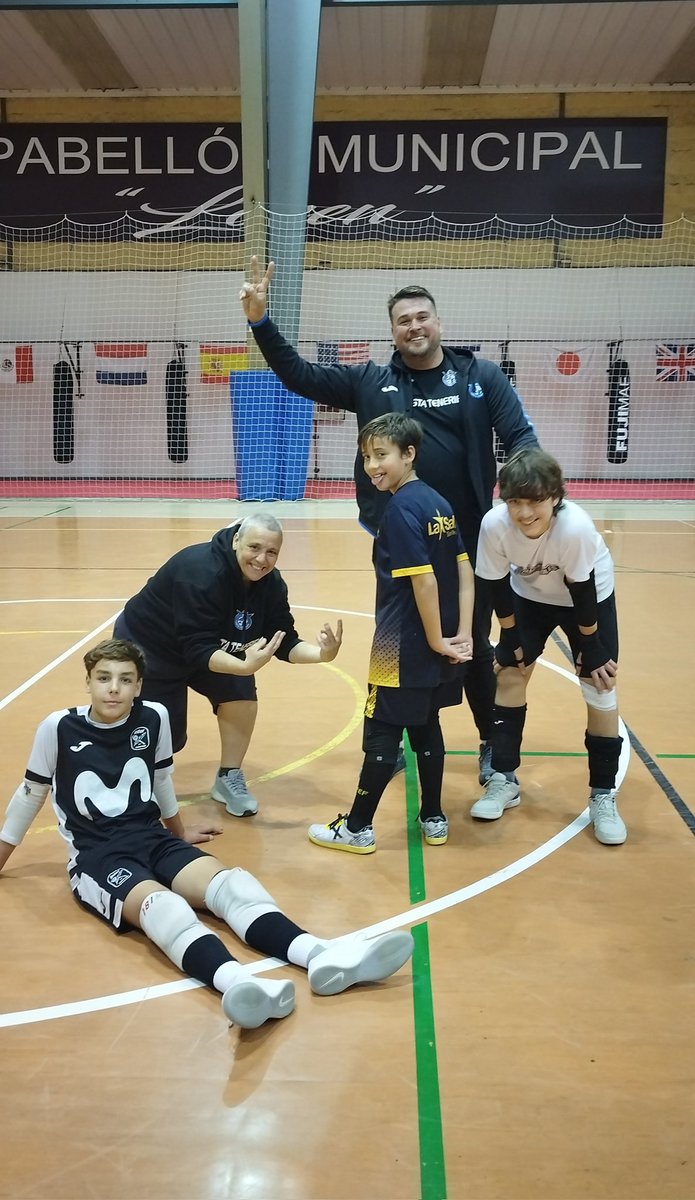 ParadaXGoles's tweet photo. Domingo de ParadaXGoles 🥅💜

Nuevo entrenamiento para nuestros porteros, una nueva tarde en la que hemos trabajado y disfrutado de la portería.

#corazóndeporteros 💜 https://t.co/eqaT8uX6oN