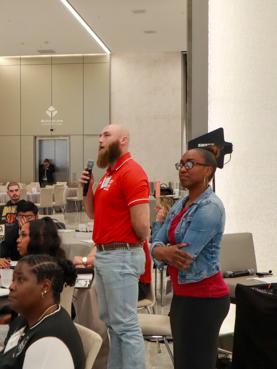 THSCAcoaches's tweet photo. Continuing our afternoon with some great conversations with Kyle Craighead and Dr. Chivonne Kiser🤩 Thanks for helping our R.O.C.K.'s grow and learn!

@tmcacoaches | #ROCKMentoring | #AggieCoach https://t.co/gl986MgtVi