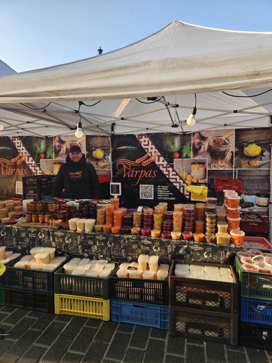 Esot gadu Lietuvā(Sākām ar Vilnius Kaziukas) -varu diezgan droši apgalvot- pasākumi un gadatirgi tur ir ļoti iecienīti iedzīvotājiem! Labi krogiem un ēstuvēm, mūziķiem(vienmēr skatuves)veikaliem, viesnīcām un galu galā pašvaldībai, jo nomnieku(tirgotāju daudz)