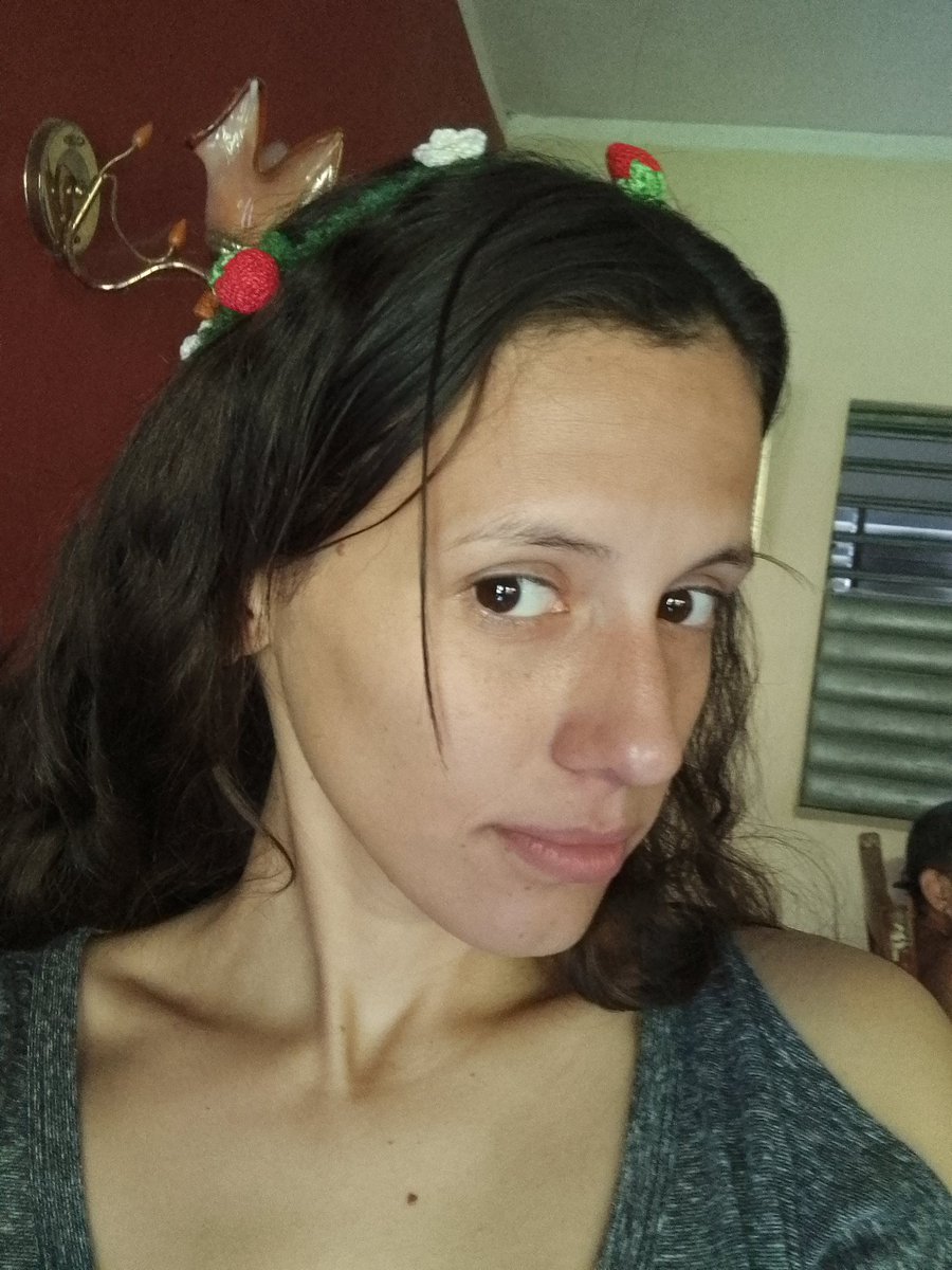 cherrys_blosson's tweet photo. Primera vez que hago micro crochet y me encanta el resultado final 😊🍓 https://t.co/0RMNG2AZKK