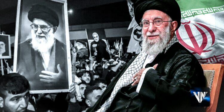 EEdsanz18's tweet photo. 🇮🇷 Irán ha decretado 40 días de luto nacional tras el martirio del #AyatoláAlíJamenei por la agresión de EE. UU. e Israel.

🔗 https://t.co/uaAJMSE3mX

#Irán #Luto #Soberanía #bbvipks4 https://t.co/CMy3mwJmiU
