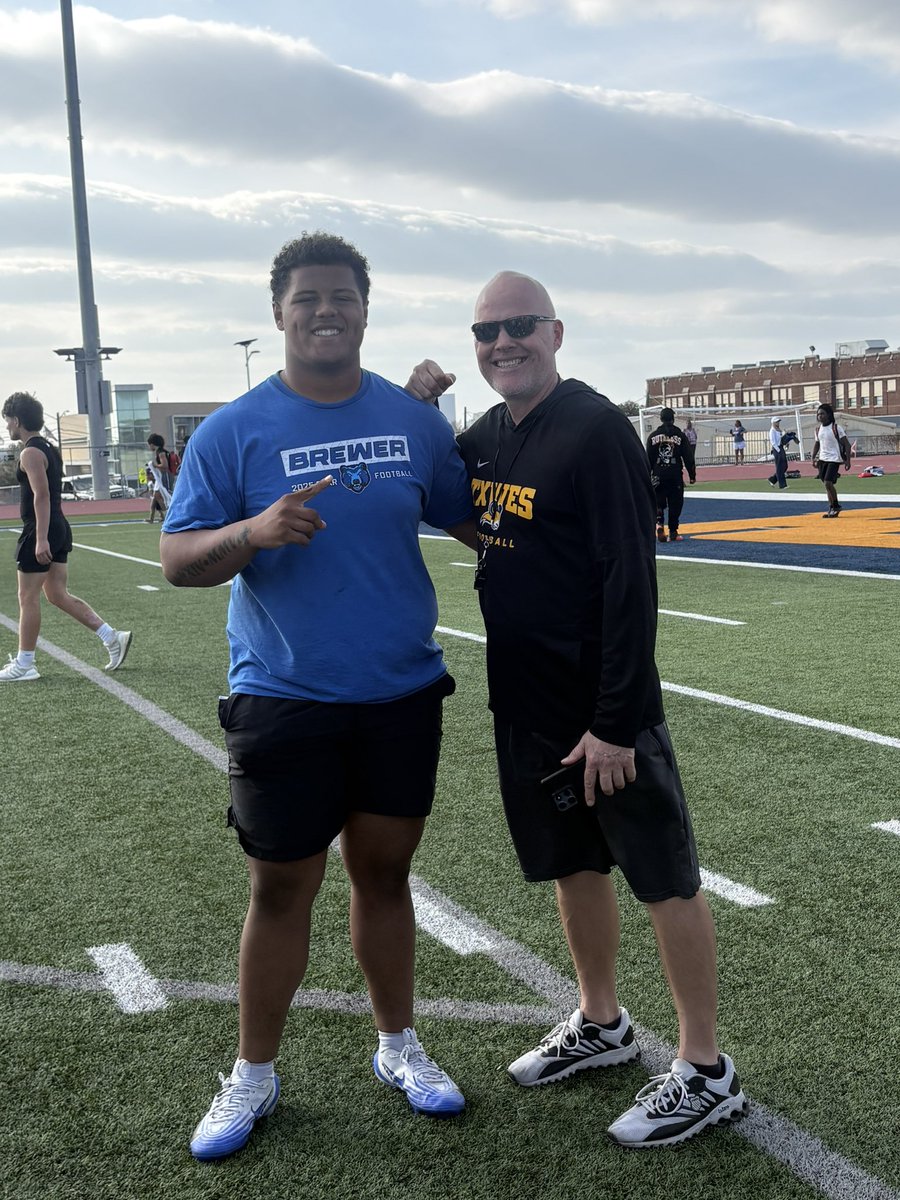 DEVIN MOODY 2027 tweet media