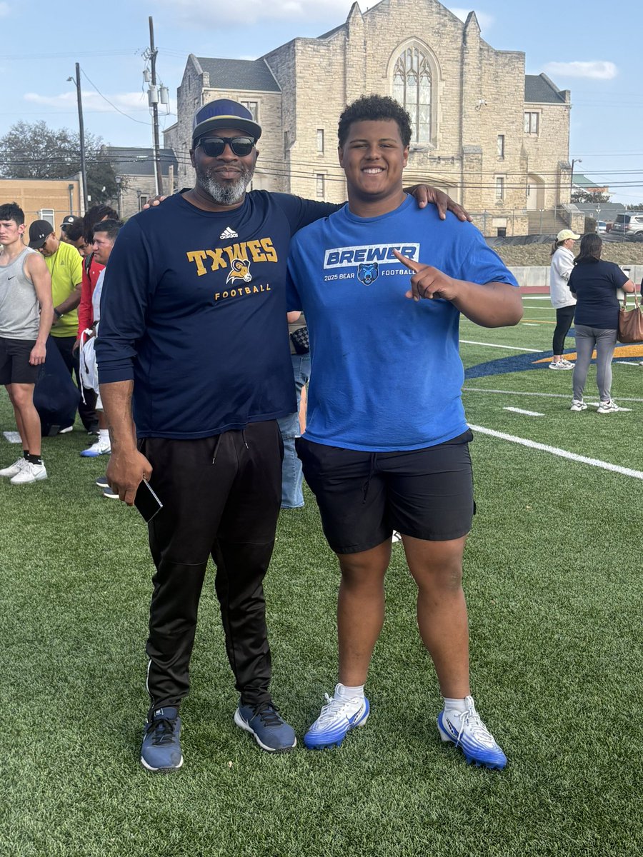 DEVIN MOODY 2027 tweet media