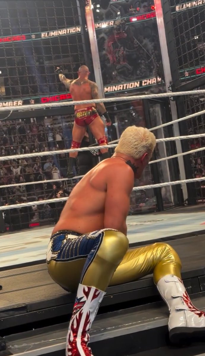 candysrko's tweet photo. Cody looking at Randy’s ass https://t.co/4C7atUyU8q