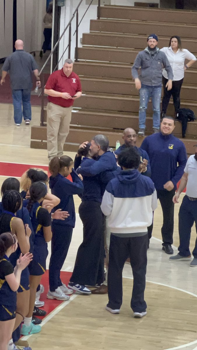 JMED_21's tweet photo. Super proud of my team and the monumental effort we gave on Friday night at Martz Hall. Thank you girls for making sure they said my Kendall’s name. My Taliyah was able to stand in for her. Special moment for me as daddy. https://t.co/HJ3yDWlebK