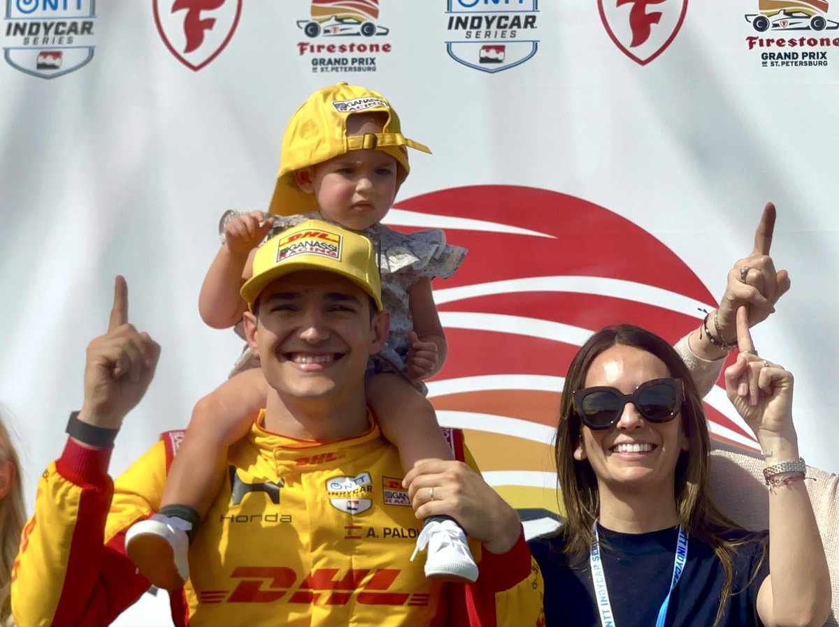 _Retro_Rebel_'s tweet photo. Just hanging out with my buddy @AlexPalou after he wins back-to-back @GPStPete! 🏁

#IndyCar #GPStPete #AlexPalou #VictoryLane https://t.co/FItR6sUomY
