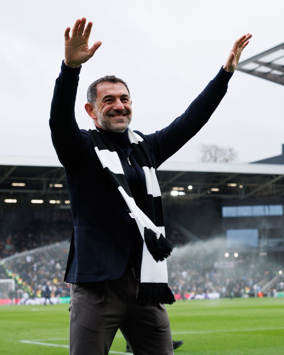 How good was it to see this man yesterday?

Giorgos Karagounis was back at the Cottage! 🇬🇷