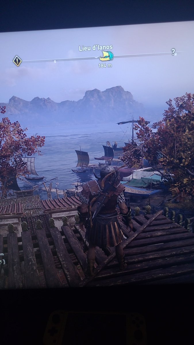 Est-ce que j'ai racheté Assassin's Creed Odyssey car <a href="/erinsefni/">𓆩♡𓆪🇫🇷 Erin 🇵🇸 𓆩♡𓆪</a> m'a donné envie de le refaire ? Absolument 😅