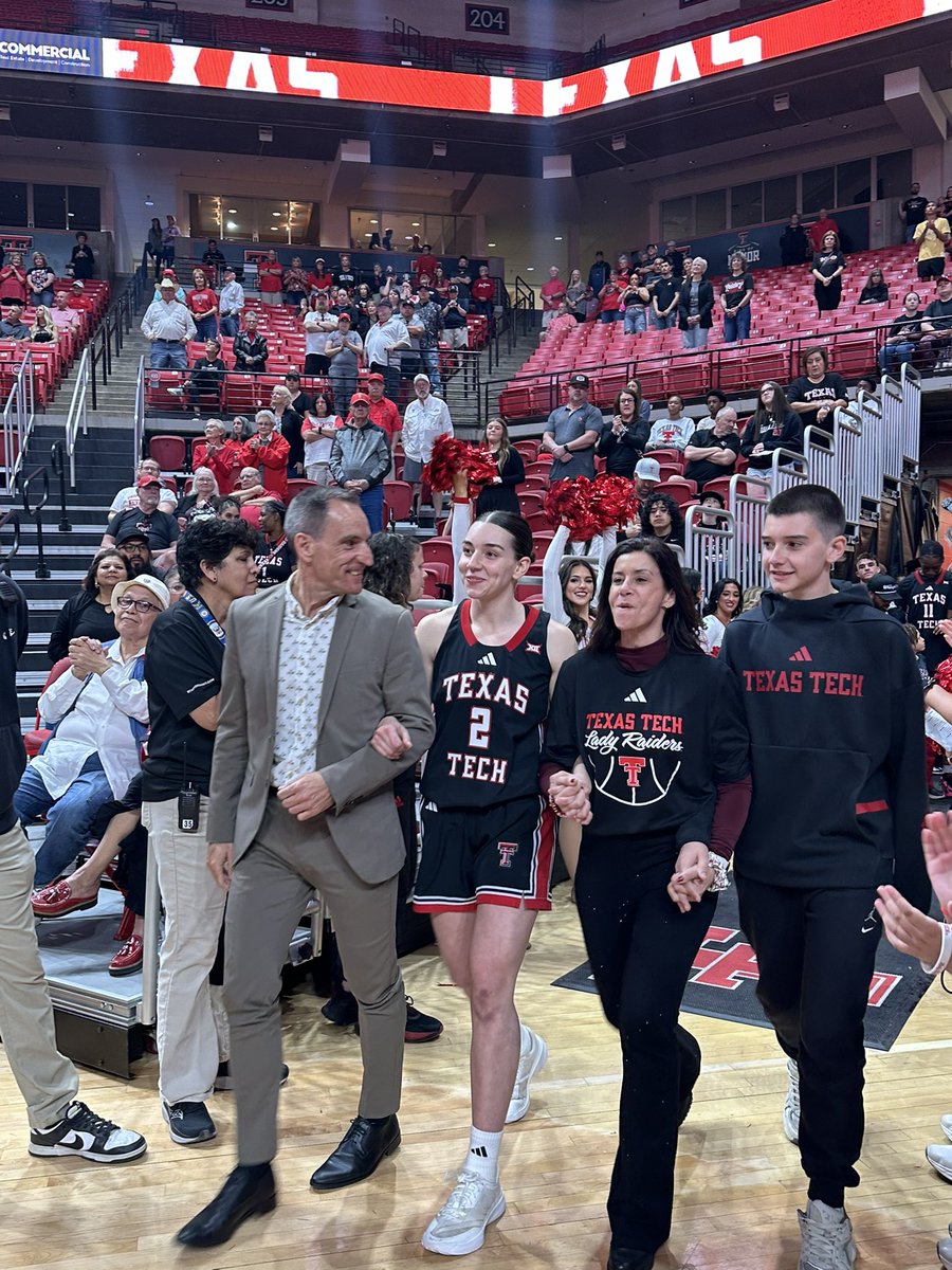 SeeingScarlet_'s tweet photo. Gemma Núñez finally gave Gerlich the point guard she has been searching for. One of just eleven active players in the country with 500 career assists and 500 rebounds. 

Her family was able to make the trip from
Spain to watch her play today. Thank you Gemma! https://t.co/Jyn2efDlDE