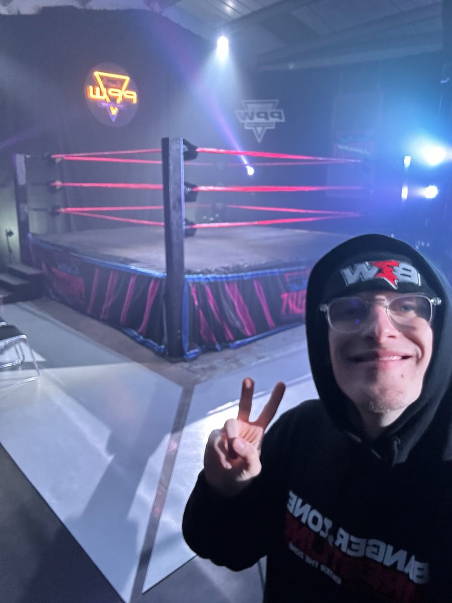 SO CATCH by Hal tweet media