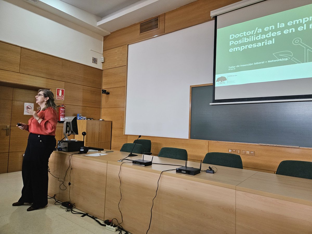 CBDS_UPM's tweet photo. Éxito de taller de inserción laboral pre y postdoc con la creación del Grupo prepostdocs del CBDS https://t.co/FSbzTnTvQt