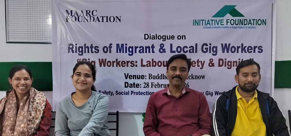 OrgInitiative_'s tweet photo. #Lucknow: At the dialogue on “#GigWorkers: Labour, Safety &amp; Dignity,” workers raised concerns over income insecurity, lack of insurance, sudden account deactivation, and absence of social security.
Call for legal recognition, protection, and dignified working conditions. https://t.co/nG0MWZbv69