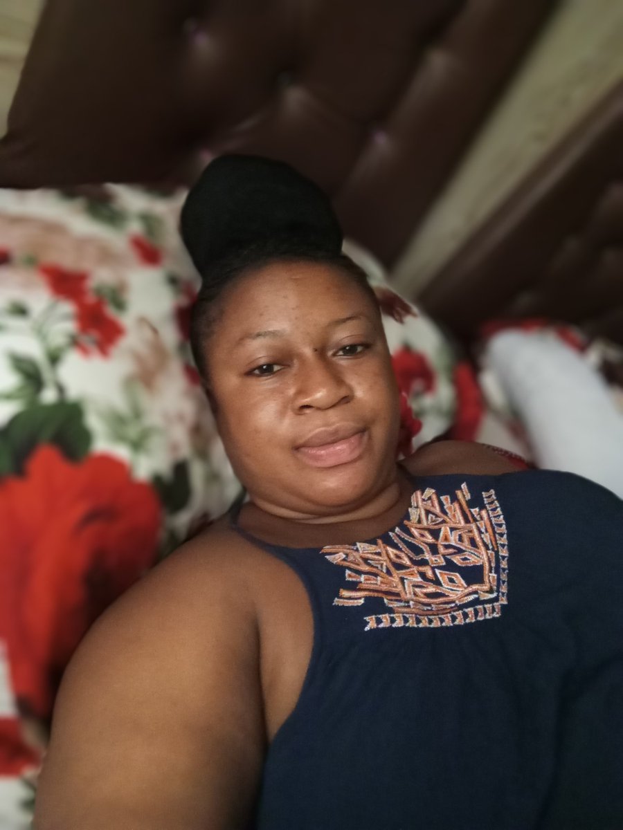 I finally got home after a long swimming day 😄😃 my eyes don blur