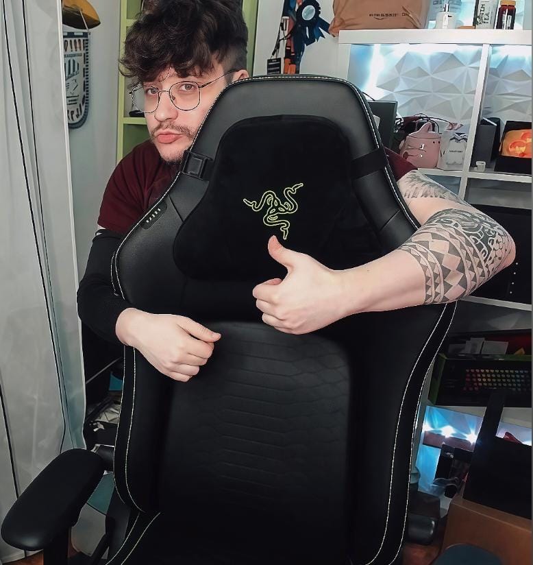 vitysh0w tweet media