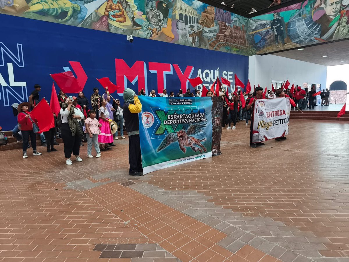 Falta una semana para la XXII Espartaqueada Deportiva Nacional. ⚽️🏃🏾‍♀️🏀🚴🏾‍♀️⚾️🏐🏊

Durante meses deportistas se han preparado y nosotros nos dedicamos a difundir este magno evento para el pueblo. ¡Que todo México se entere de la labor de Antorcha!