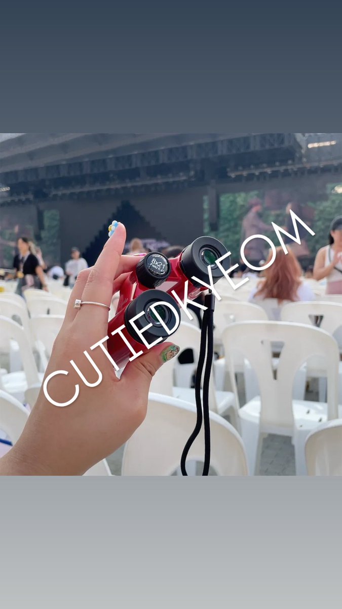 cutiedkyeom's tweet photo. WTS
KENKO Ultraview Binoculars 8x21
Brand Jepang
Harga 400k

Alasan dijual: karena tidak ada rencana ke konser luar negri lagi :(( 

Btw ak dapet rekomendasi dari sesama caratdeul dia beli binoculars merk ini di jepun, dan hasilnya jernih!! Dan emg iya siii jernih https://t.co/Wnqjk1pa6L