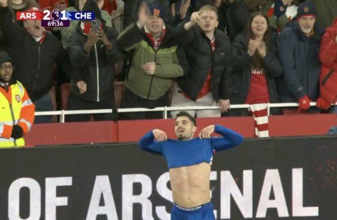 FootyHumour's tweet photo. Corner FC 2-1 Red Card FC https://t.co/fv1pk21azW