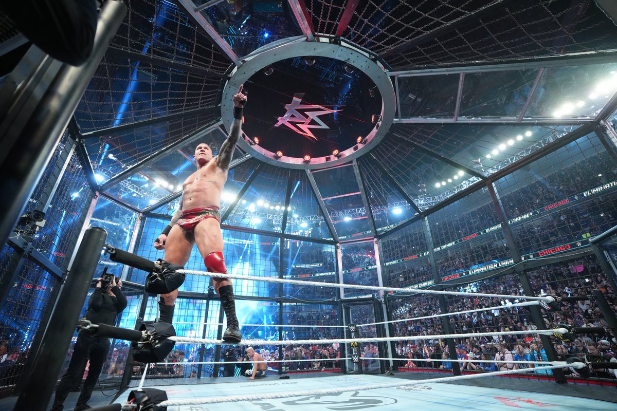 Triple H tweet media