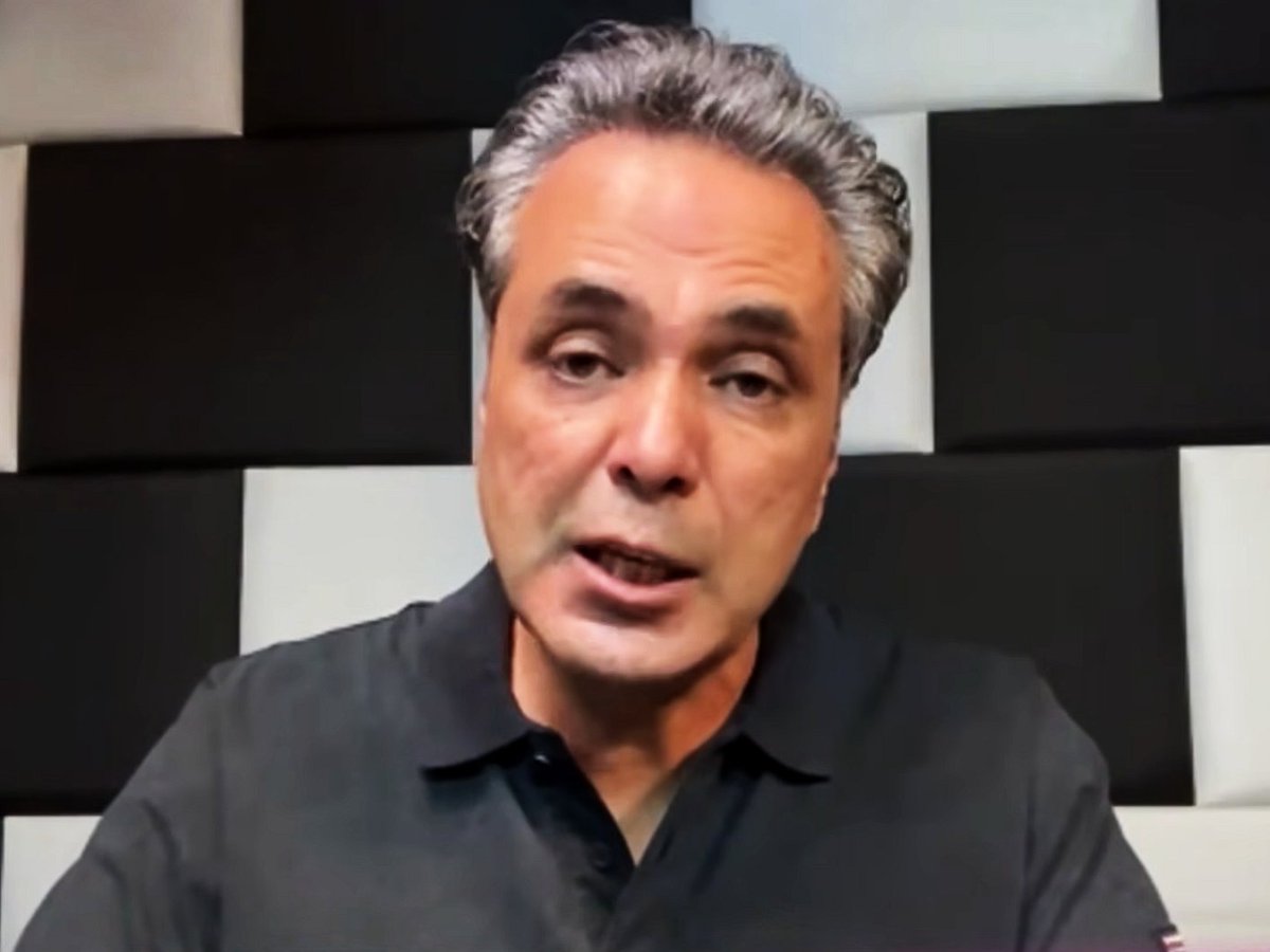 Ye Imran Khan ki handwriting hai: Talat Hussain