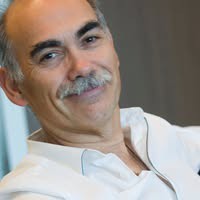 Quando uma cidade deixa de saber onde está o seu centro
Por António Matias Lopes
Barreiro
rostos.pt/inicio2.asp?cr…