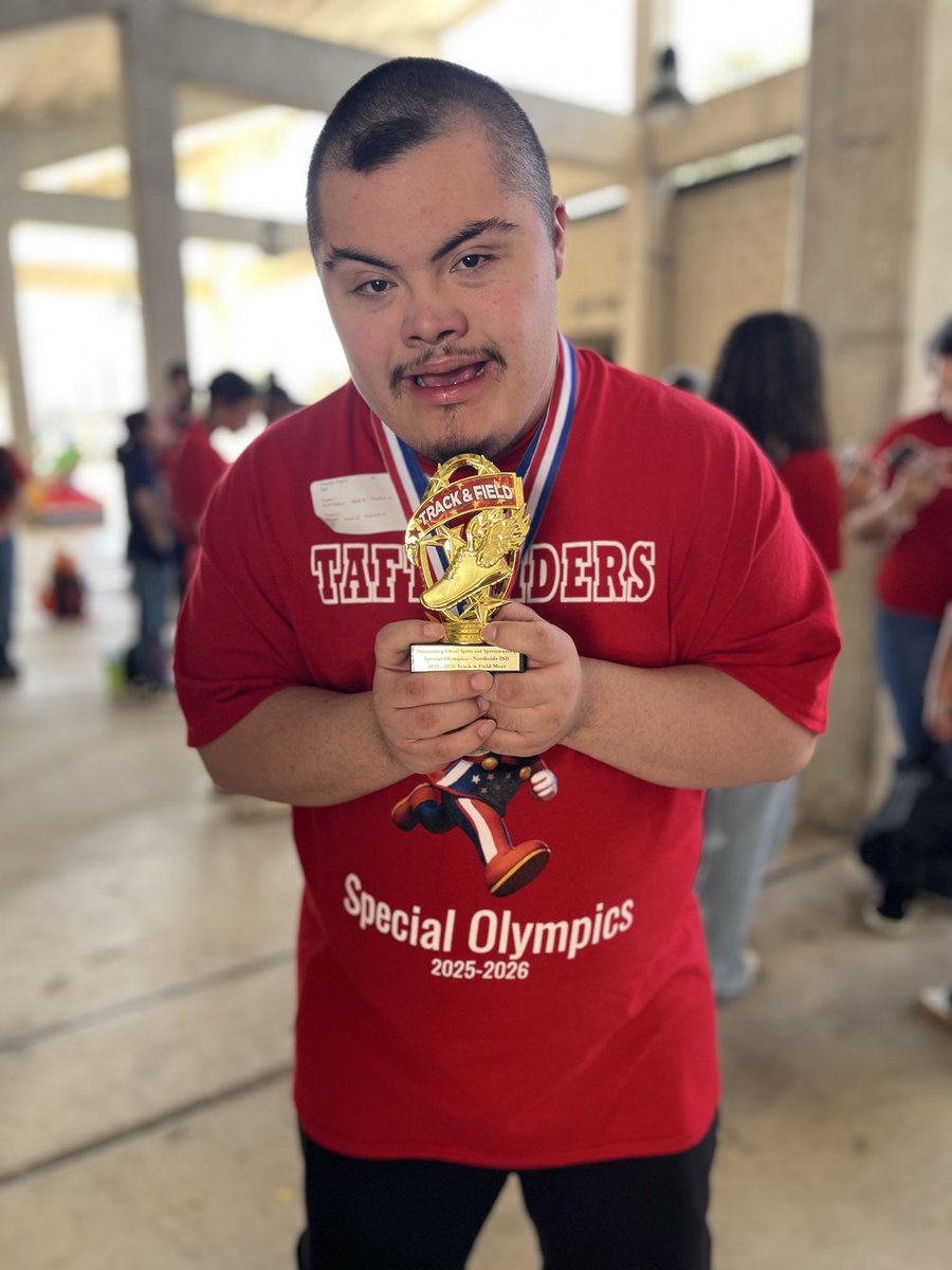 Aurelio Hernandez tweet media