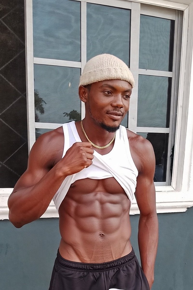 Godsplan070's tweet photo. What a hot body can do! https://t.co/KNgcjLpROC