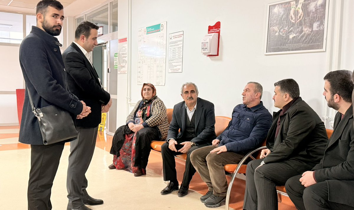 📍 Hakkâri | Merkez

Genel Merkez İl Koordinatörümüz <a href="/byildiz63/">Bahattin Yıldız 🇹🇷</a> ve teşkilatımızla birlikte;
🔹 Uzun yıllar Milli Görüş partilerinde il başkanlığı görevini üstlenmiş Ahmet Özdemir ile kardeşi Hacı Özdemir ve ailelerini,
🔹 Aldemir ailesi ve komşularını,
🔹 Hastanede tedavi gören