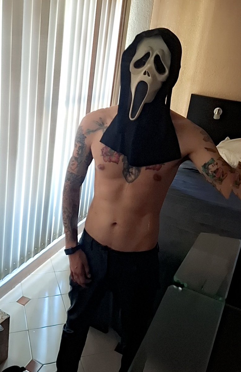 Hello Sidney 💀🩸🗡