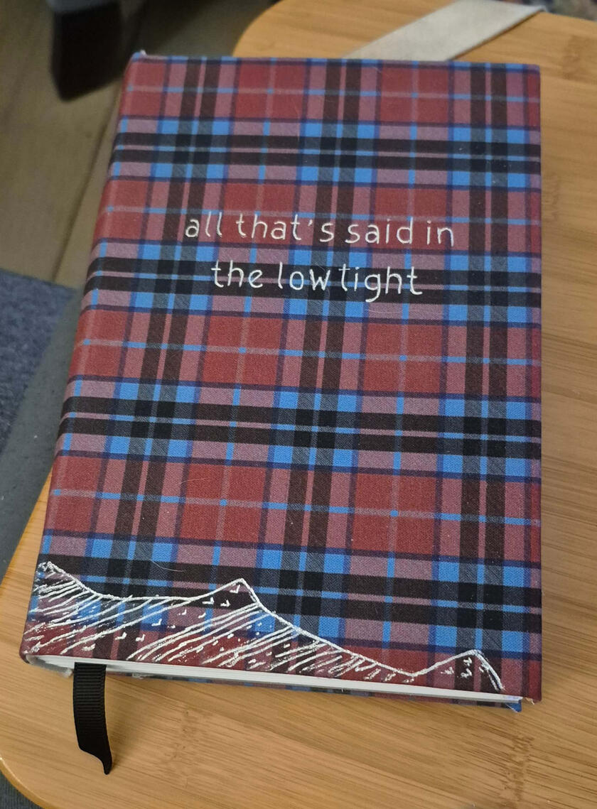 pap3rtigers's tweet photo. It's my second year doing #FandomTrumpsHate and both my #bookbinding craft stall and my #CallOfDuty #Fanfiction listings are open!
https://t.co/CHuWRz8Kl4 / https://t.co/YspEoZDQfy / https://t.co/9kBP1MQ2EQ
#FTH #ficbinding #bookbind https://t.co/8zxbv5lJnY