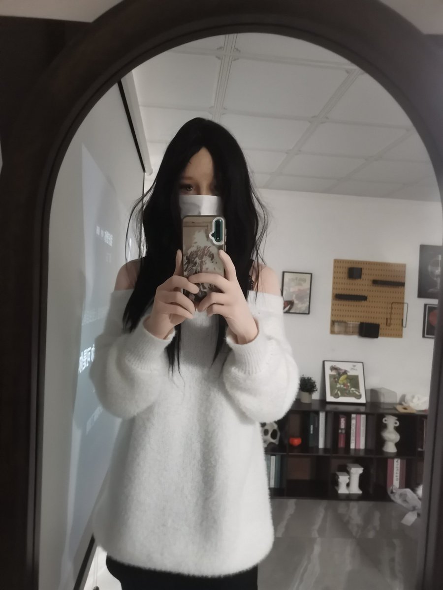 开心的小余下 tweet media